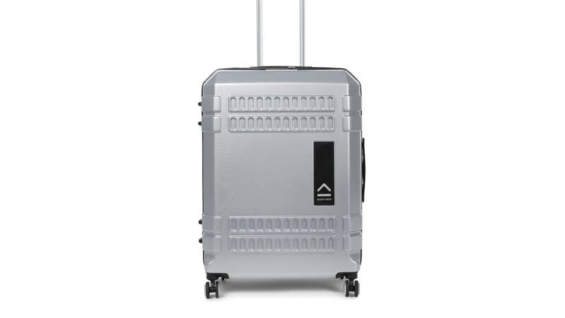 Uppercase wins the prestigious Red Dot award for its exceptionally designed suitcase, Bullet